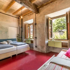 Un Posto A - All'interno Di Cascina Del 700 Milano