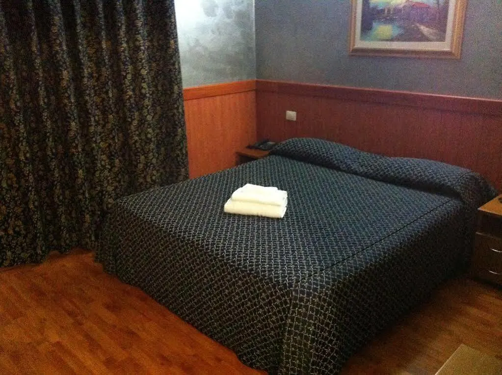 Hotel Aurelia Milano Centrale  Milan